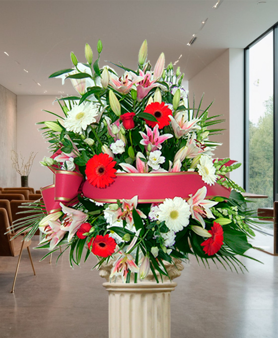 Centro Funerario Gerberas Liliums